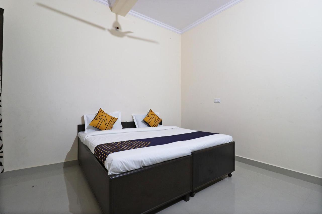 Spot On 61716 Rao Hotel Garhi Harsaru Luaran gambar