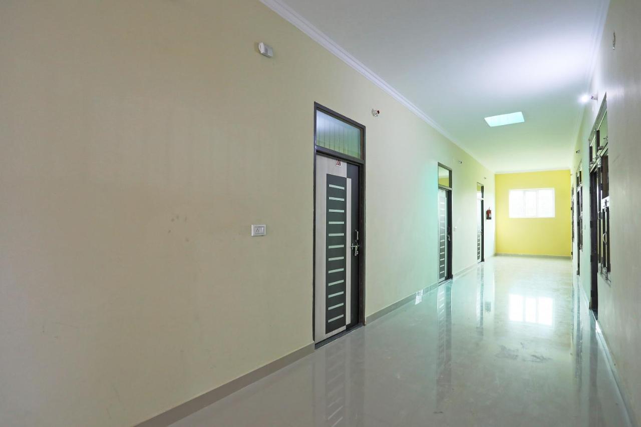 Spot On 61716 Rao Hotel Garhi Harsaru Luaran gambar